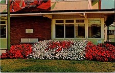International Peace Garden, Canadian Flag In Flowers c1974 Vintage Postcard G71
