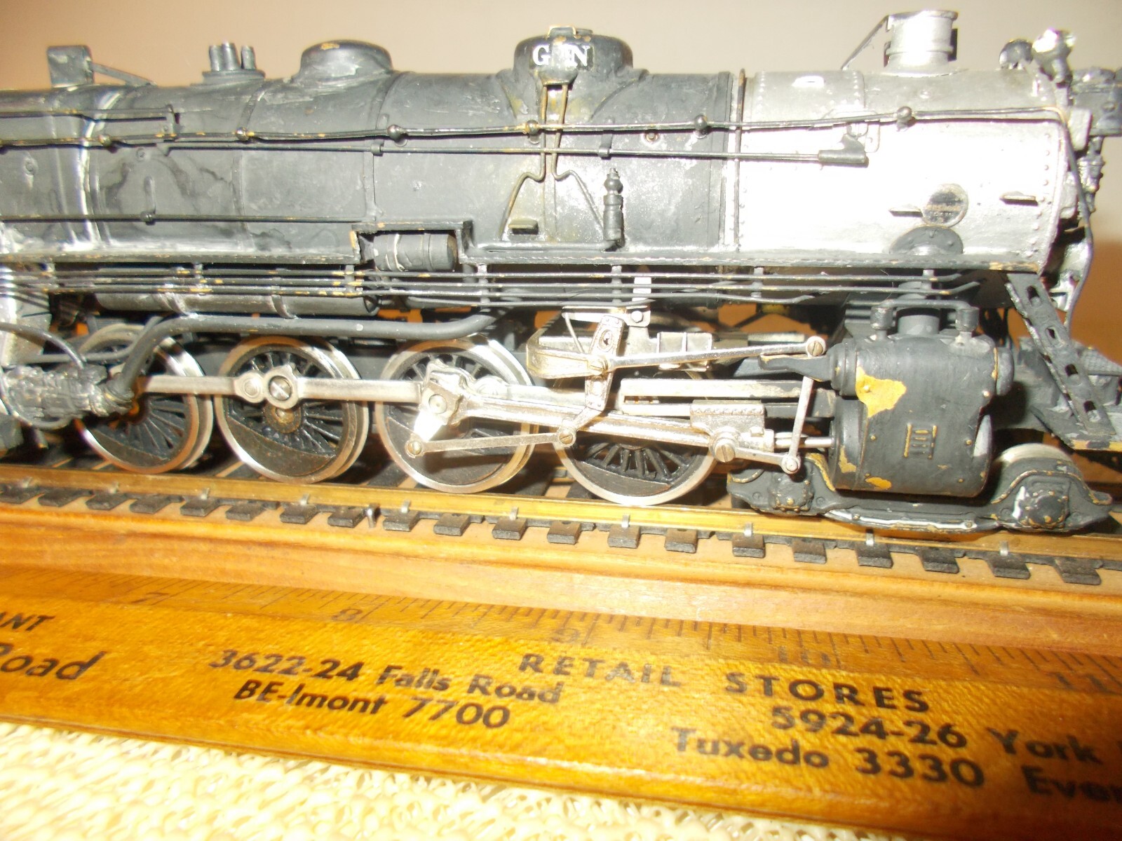 Picture 5 of 24