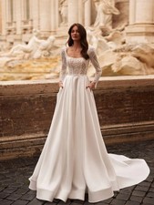 Vintage A-line Satin Wedding Dress Pearls Lace Applique Long Sleeve Bridal Gown