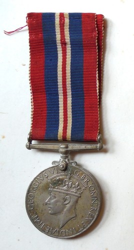 British World War II 1939-45 War Medal Original Good Condition Full Size