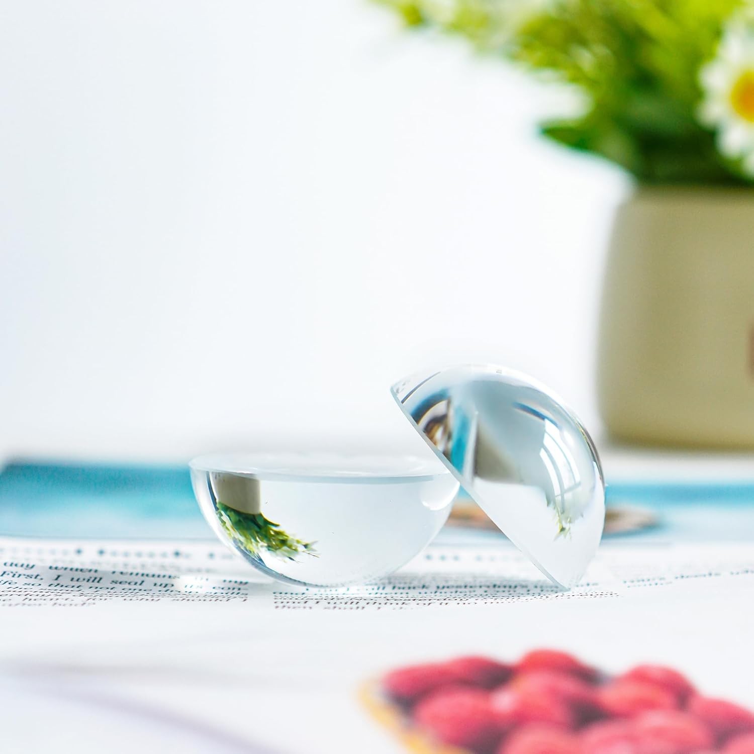 QFkris 4Pcs 1.9inch Crystal Dome Magnifying Paperweight, Clear Distortion-Free O