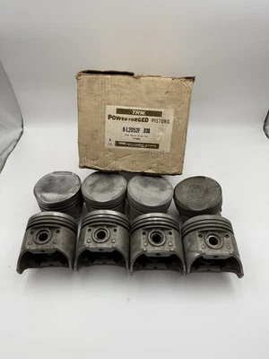 1957 1958 Standard Bore 392 Hemi Chrysler Pistons 1732540 OEM - Image 1 of 4