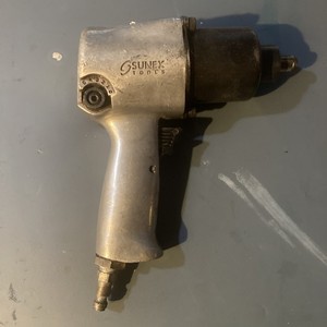 Sunex 1/2" Pneumatic Impact Wrench, SX231P - Powerful Well Made