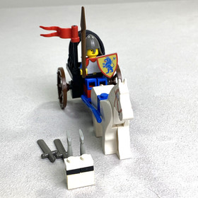 Lego Castle: Knights Arsenal 6016 Complete Set - w/o Box or Instructions -Used