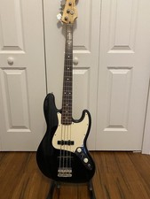 Fender Jazz Bass -In Excellent Condition BLK ...
