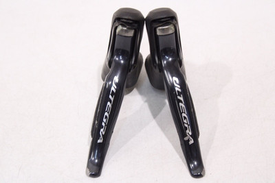 Shimano Ultegra ST-6870 2x11s Di2 Electric Shifting Shimano Ultegra ST-6870 2x11s Di2 Electric Shifting