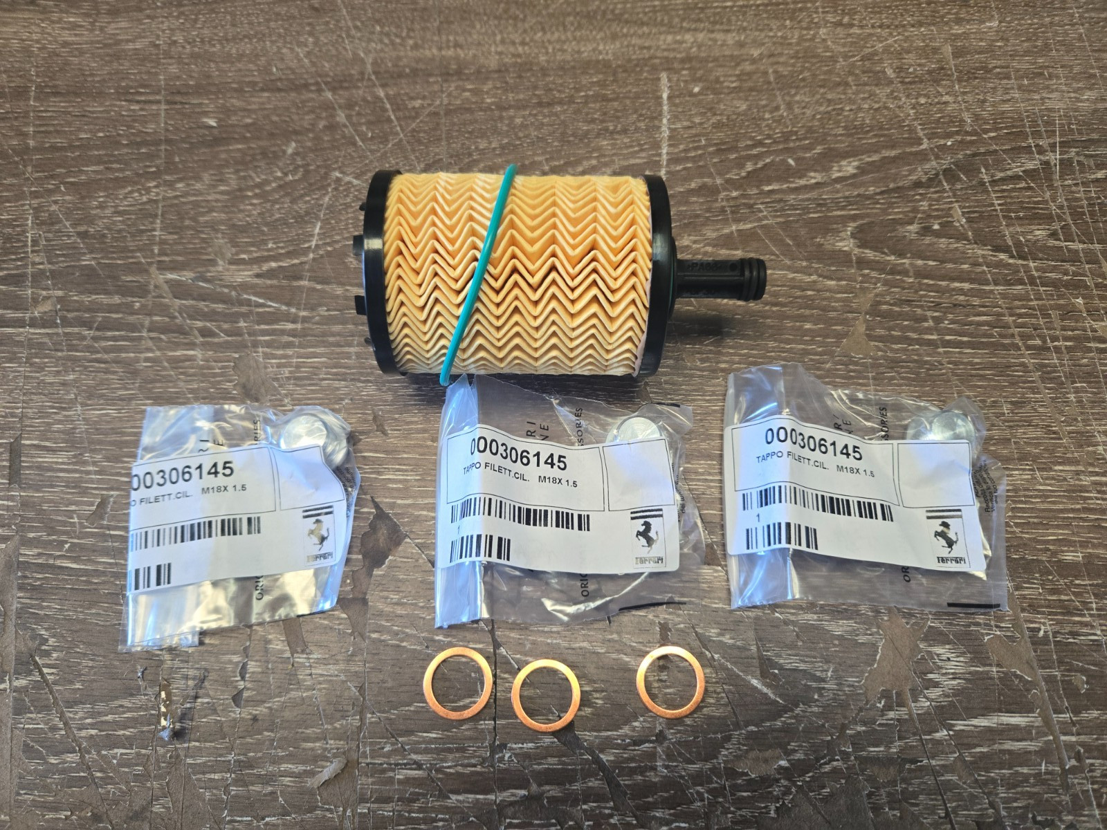 Ferrari SF90  ROMA   - Oil Change Kit  P/N 295948