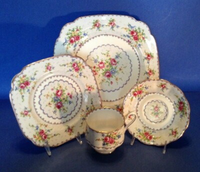 Royal Albert Place Setting Petit Point Cup Saucer Dinner