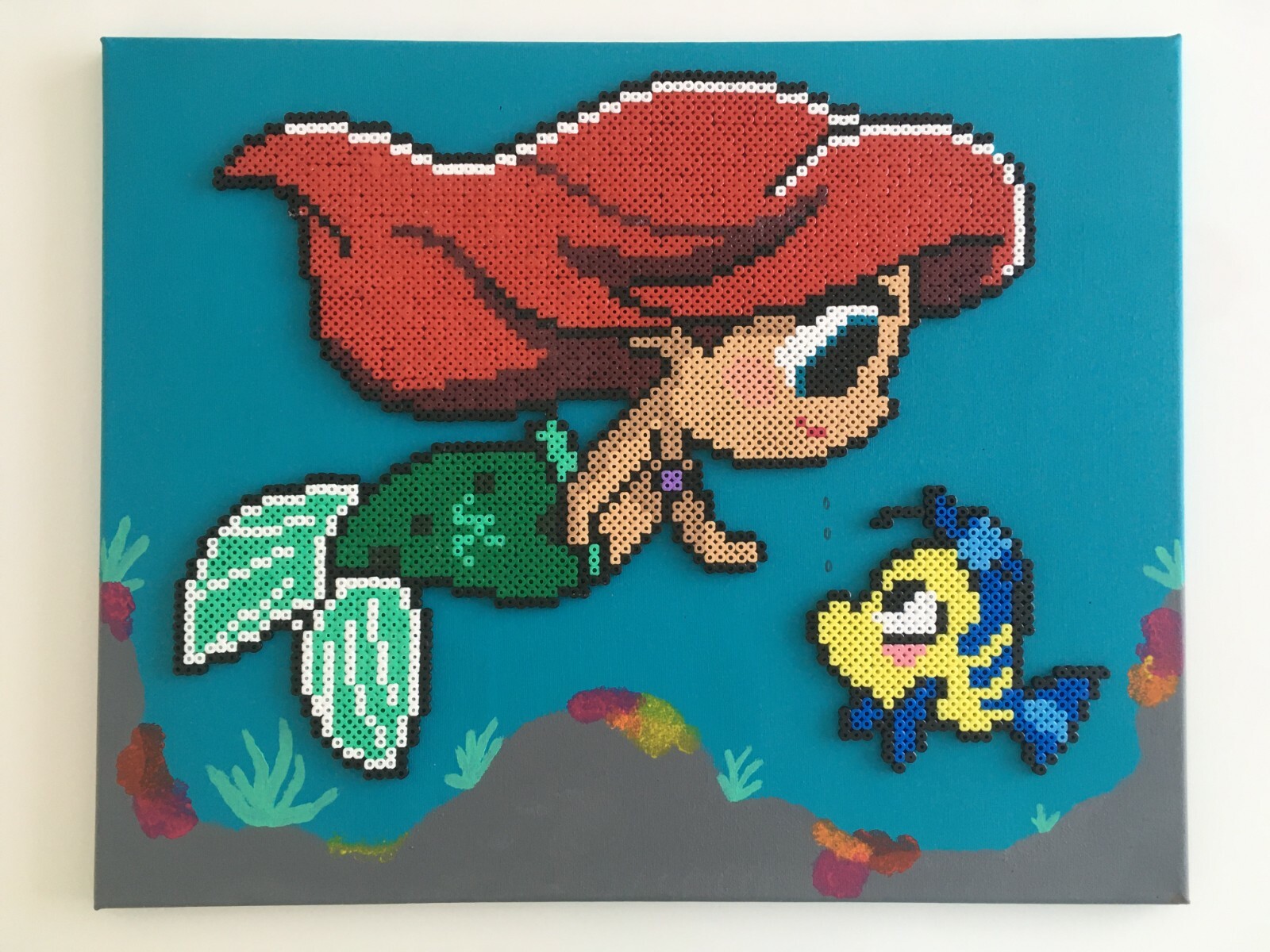 Tableau en perles à repasser Ariel et Polochon pour revivre la magie Disney