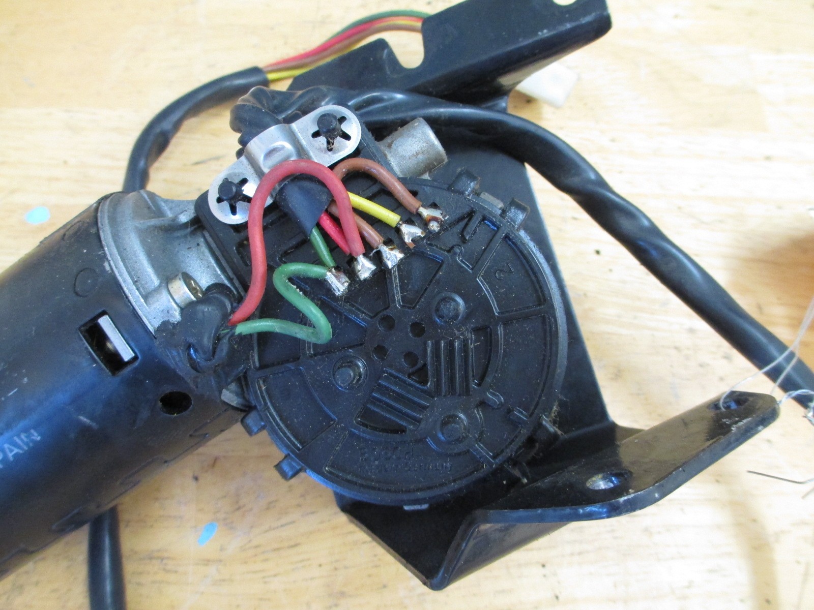 Ferrari F355 Windshield Wiper Motor, -  Part # 157751 157752