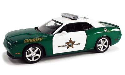 2009 Dodge Challenger R/T *Broward County* ACME 1806026 Modellauto 1:18 Neu OVP