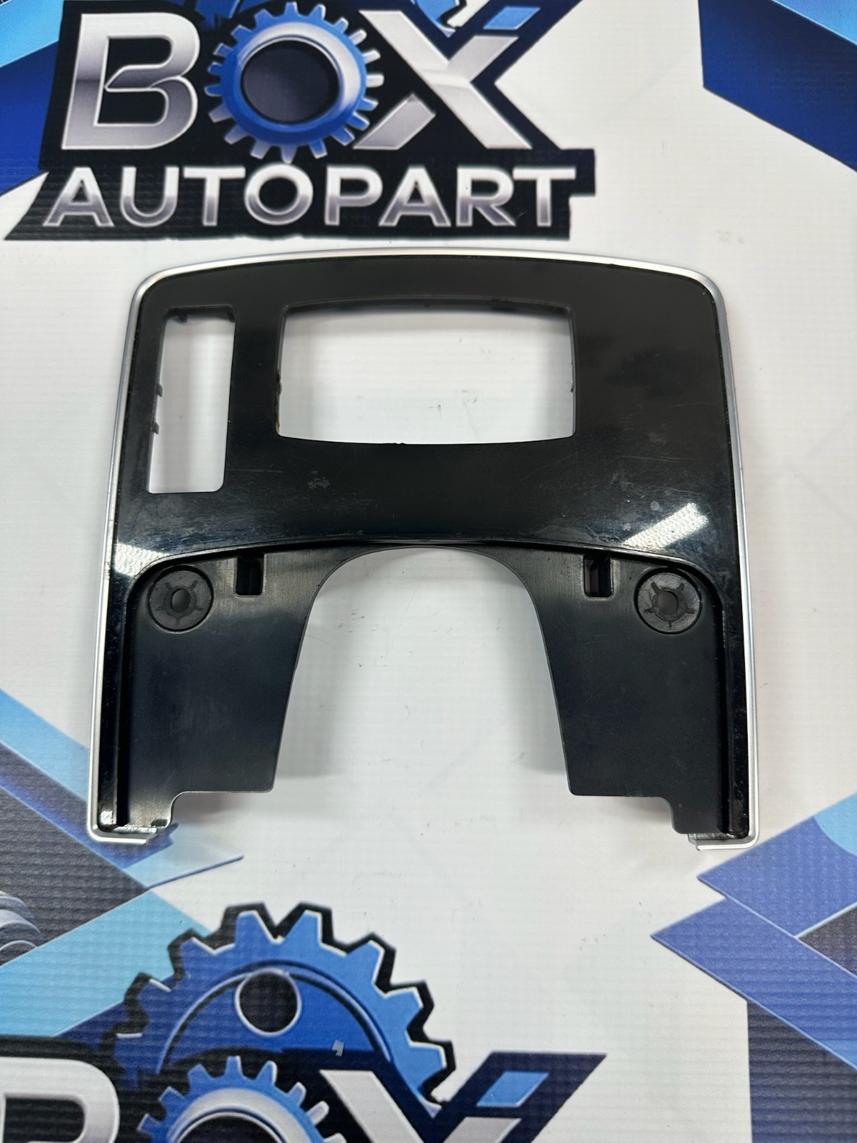 14-17 Mercedes W207 E350 E550 E400 Center Console Trim Bezel 2076808093 OEM