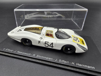 Porsche 907 No 54 1968 Daytona 24 Hours Winner