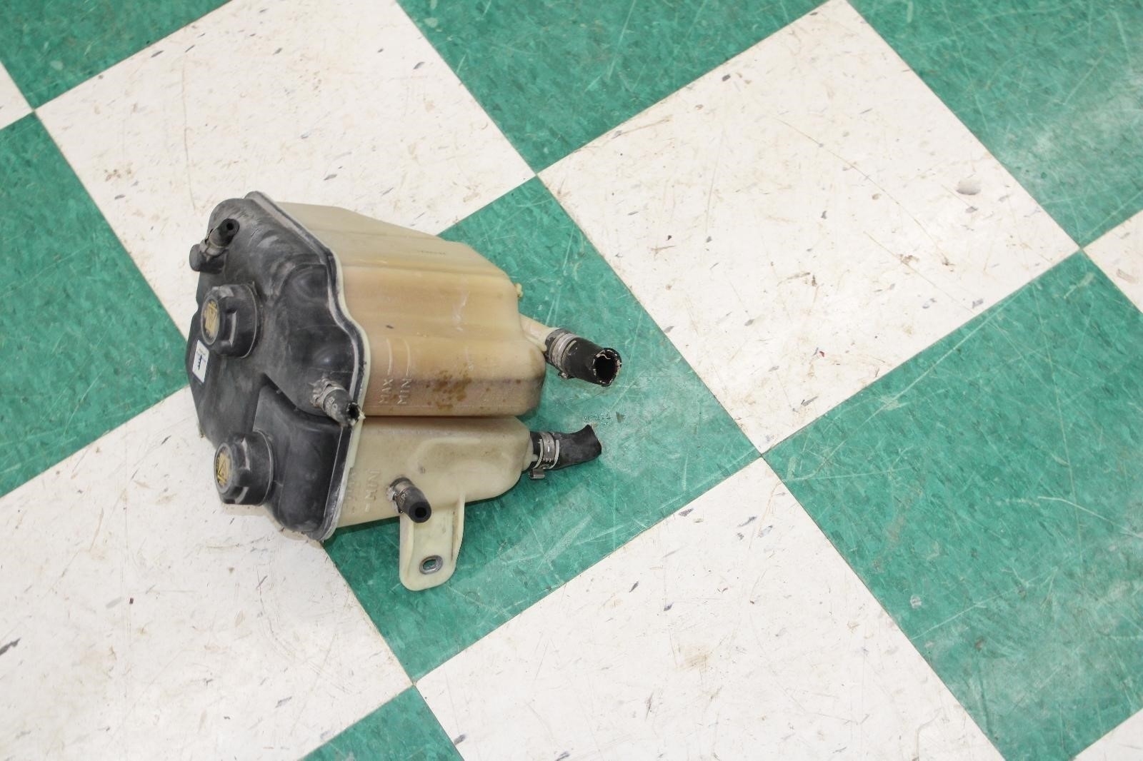 14-19 GHIBLI 3.0L Engine Coolant Reservoir Overflow Expansion Tank OEM Factory