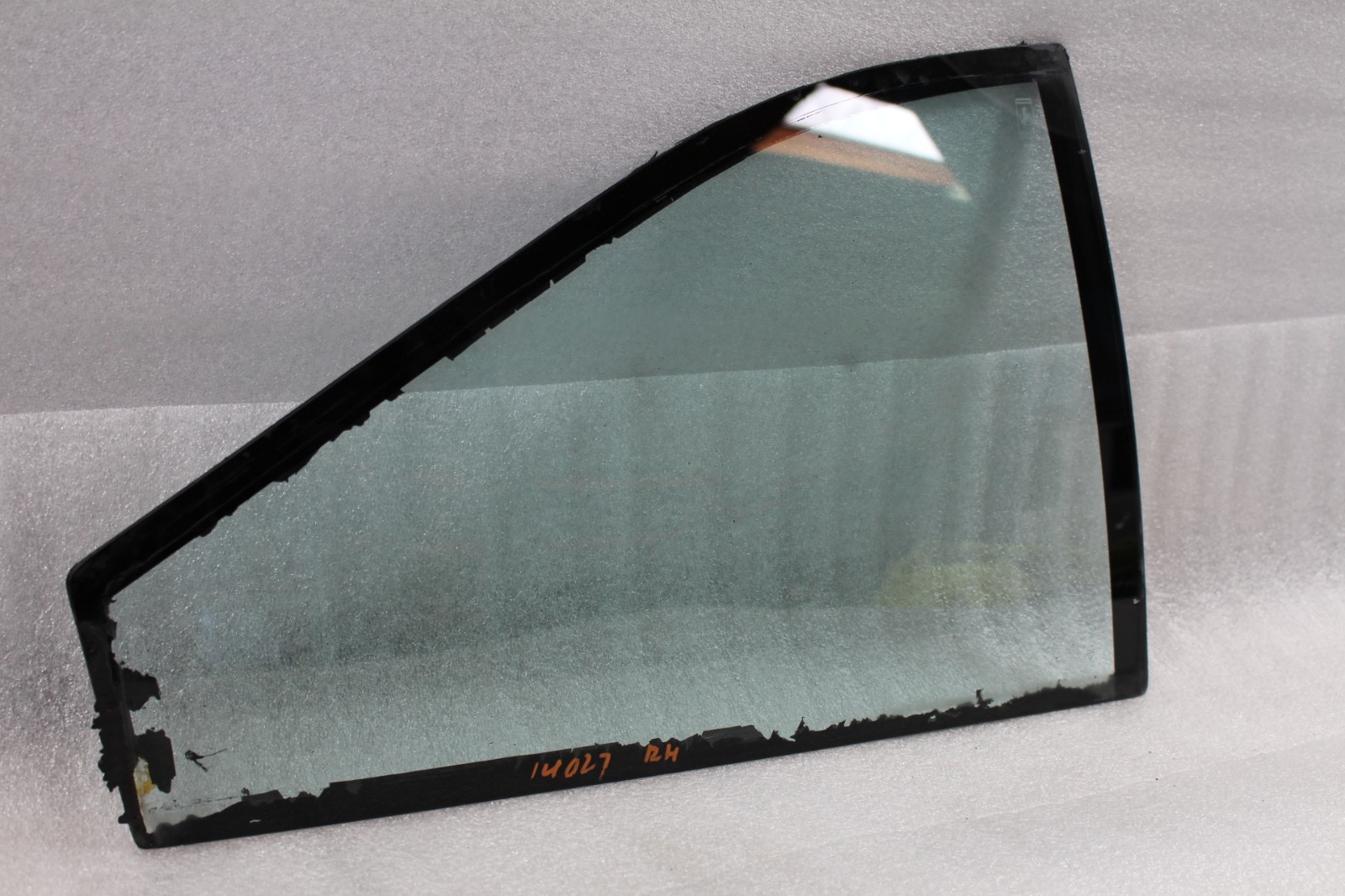 Ferrari Mondial, RH, Right, Quarter Glass, Used, P/N 60637500