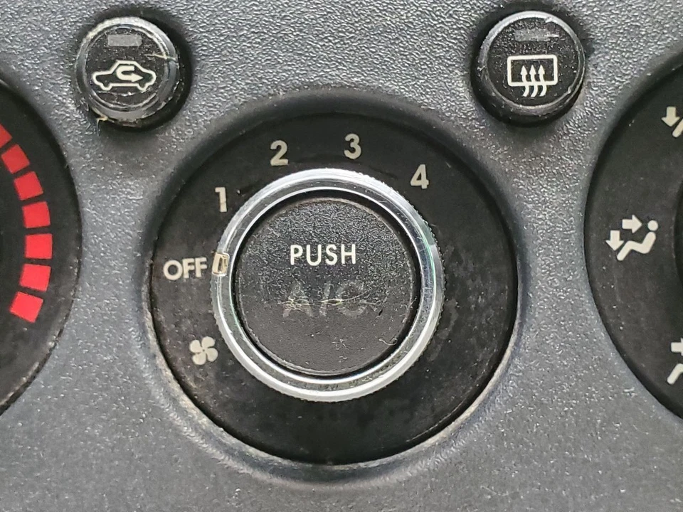 2006 Mitsubishi Eclipse Temperature Control Manual OEM - Image 3 of 4