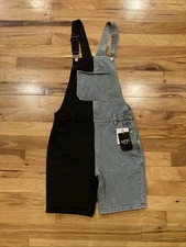 NWT Man Boohoo Man Black Blue Denim Jeans Slim Shorts Bib Overalls Mens 32 x 9