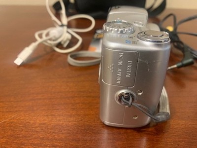 Canon PowerShot SX100 IS 8MP Digital Camera w/10x Zoom PC1256 w