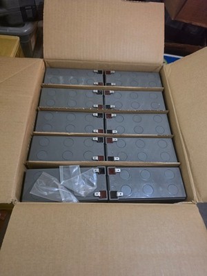 Eaton 12 V 34W VRLA Batteries For UPS PWHR1234W2FR