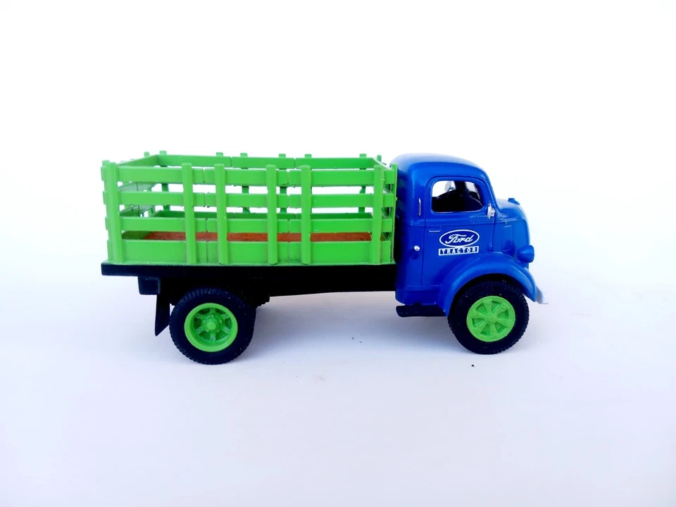 1/50 o scale 3d printed 1938 Ford COE stakebed truck handmade custom kitbash - Image 3 of 4