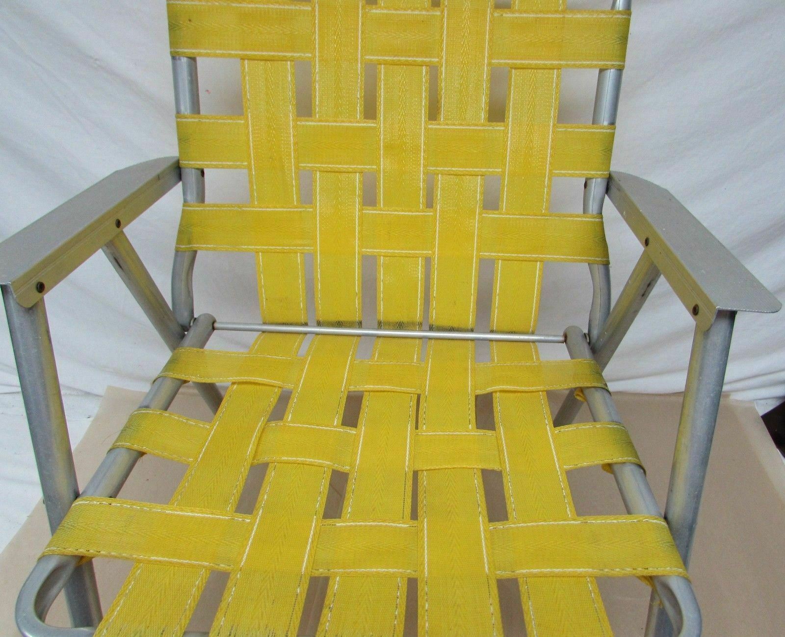 Vintage Aluminum Tube Frame Webbed Folding Lawn Chair Beach Patio 
