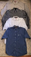 Lot 4 Wrangler George Strait Shirts  2 L/S & 2 S/S Men's Size Medium