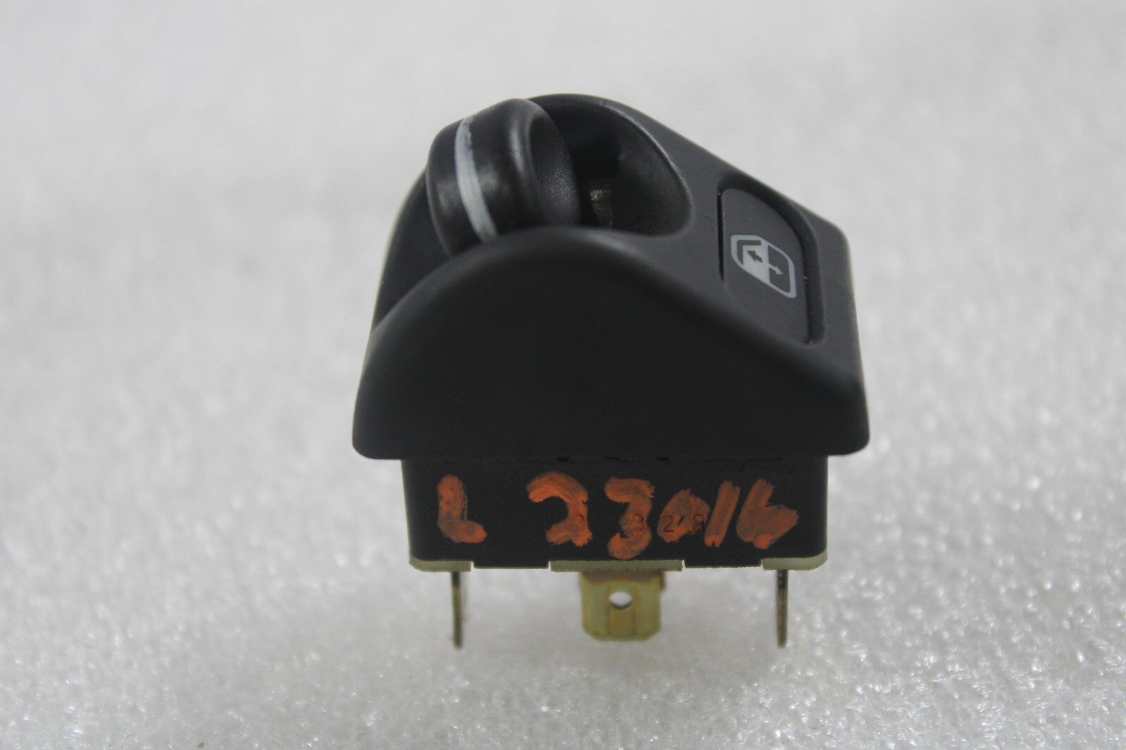 Ferrari 575, 360, LH, Left, Front Door Window Switch, Used, P/N 182899