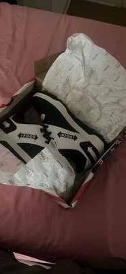 TROOP Black/White Colorblock Lace Up Low Top Sneakers Men's Athletic New Box