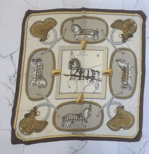 BUFANDA DE SEDA HERMES GRAND APPARAT DE JACQUES EUDEL HECHA EN FRANCIA GP022