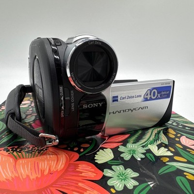 Sony Handycam DCR-DVD108 Camcorder   DVD Video Camera (Complete in Box)