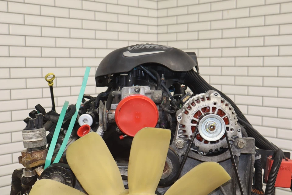 01-07 Chevy GMC 6.0L LQ4 V8 LS Engine Swap Liftout Dropout Donor Video Tested - Image 4 of 4