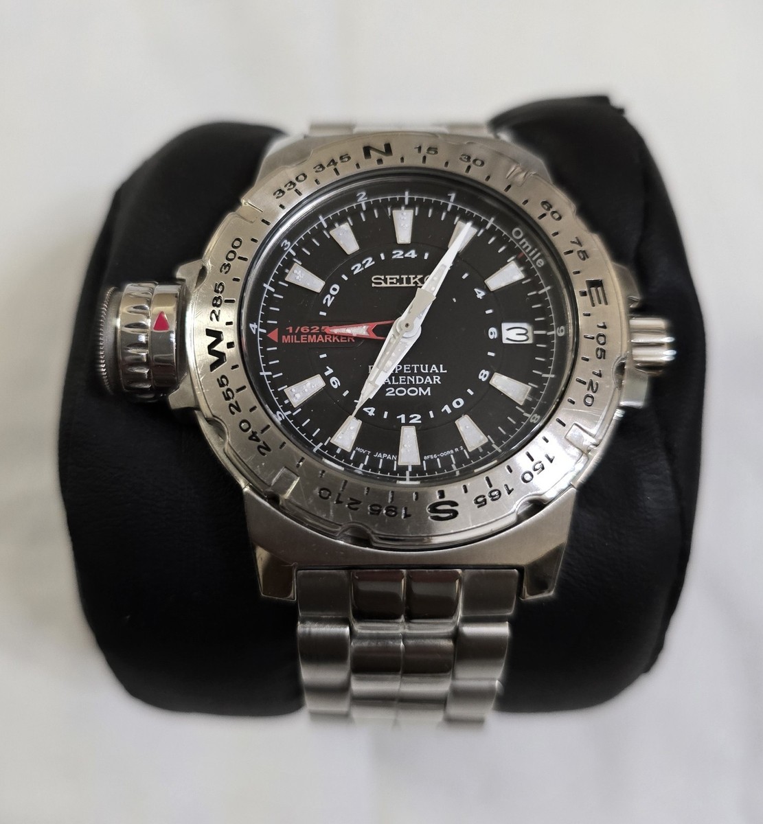 Men's Seiko 8F56-00J0 Marker Perpetual Calender 42mm Rotating