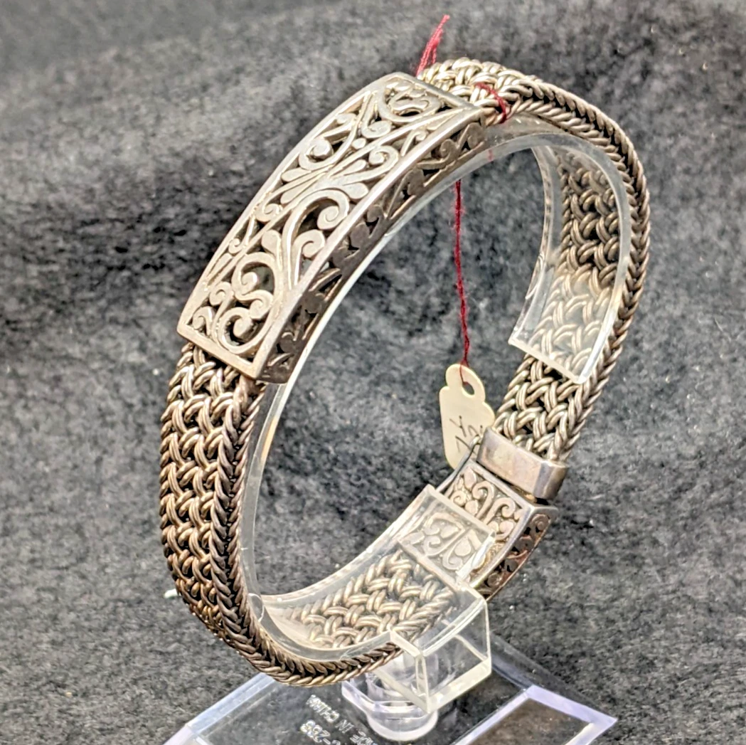 25+ Lois Hill Fine Bracelets without Stone for sale | Updated Oct 2026
