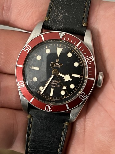 TUDOR Black Bay “Smiley “ -  39mm Red Bezel 79220R - Full Set ...