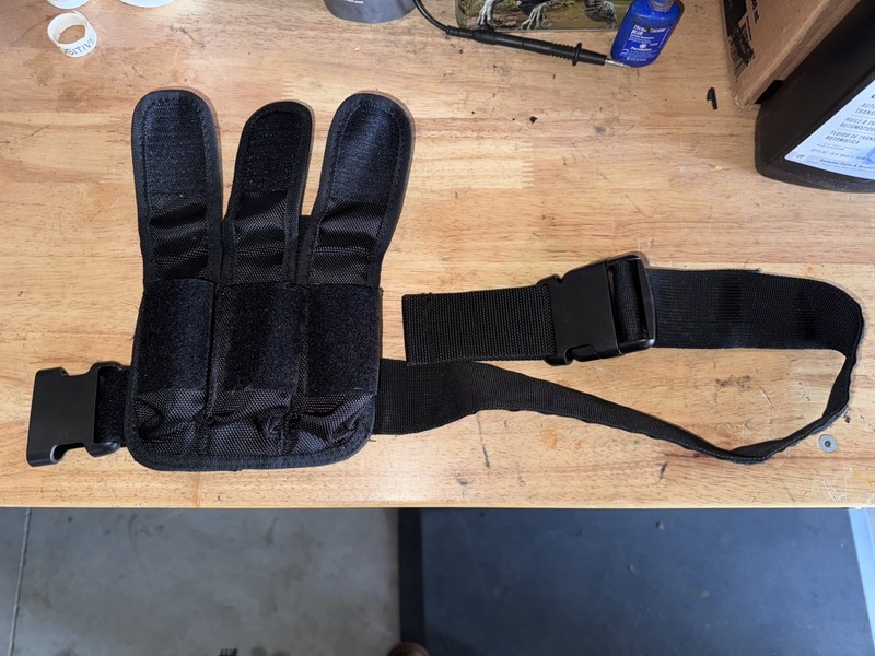 Nylon Black Drop Leg 3 Magazine Holder AMBIDEXTROUS