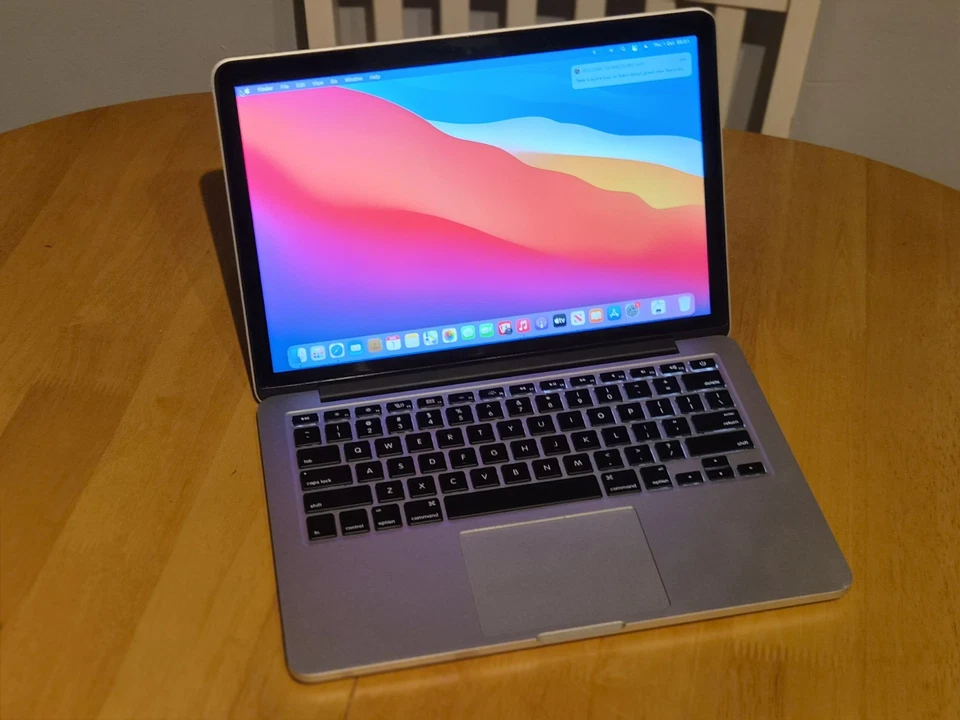 Apple MacBook Pro 13" 2015 · i7 · 8GB · 512GB, photo 3 of 5