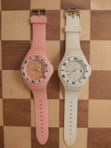 2 X Toy Watch Jelly Silicone Orologi Unisex 1 Rosa 1 bianco non funzionante  | eBay