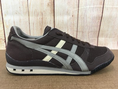 asics men's ultimate 81