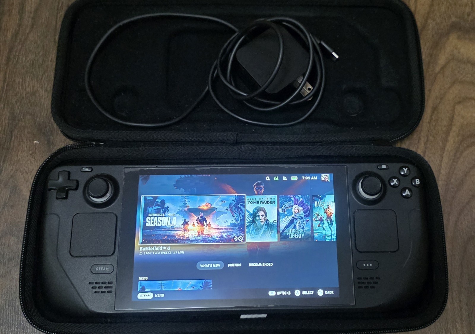 Steam Deck LCD 512GB, 128GB SD CARD, Hard Case, Charger.  