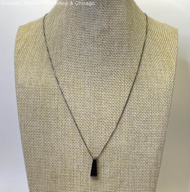 925 Sterling Silver Faux Onyx Pendant Chain Necklace 5g