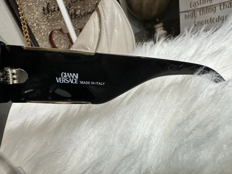 Vintage Versace 420/C 852 Sunglasses - Image 4 of 4