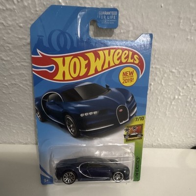Hot Wheels '16 Bugatti Chiron HW Exotics 1:64 Diecast Car Blue 2019