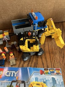Lego 60152 City Sweeper & Excavator 100% Complete W/ Mini Figs And Manuals