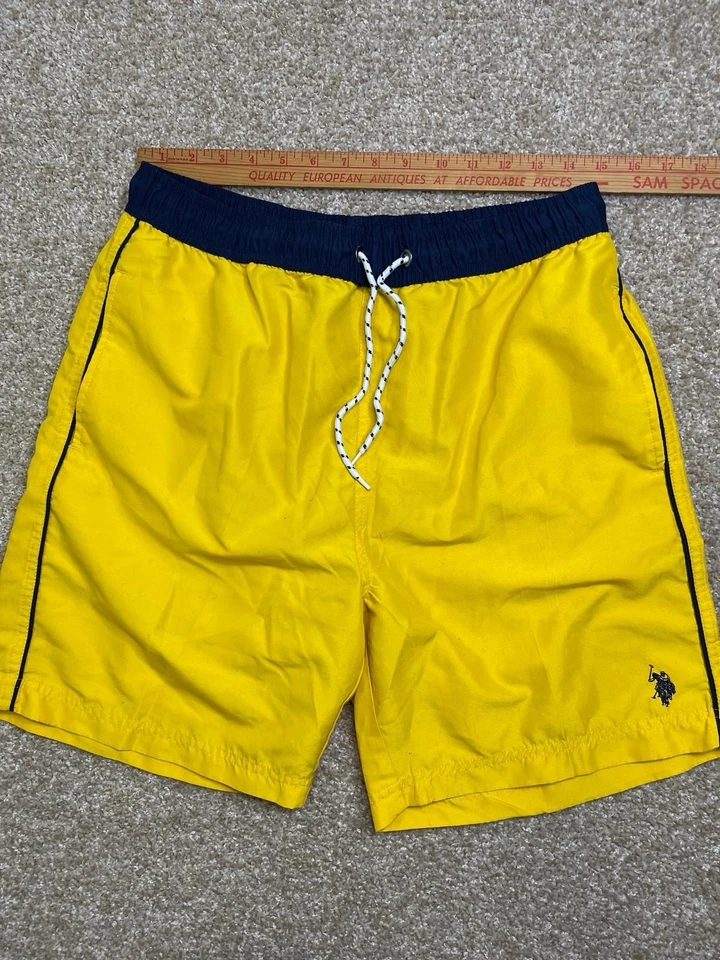 Pantalones cortos vintage 2000 US Polo Ss talla mediana amarillo Foto 2 de 4
