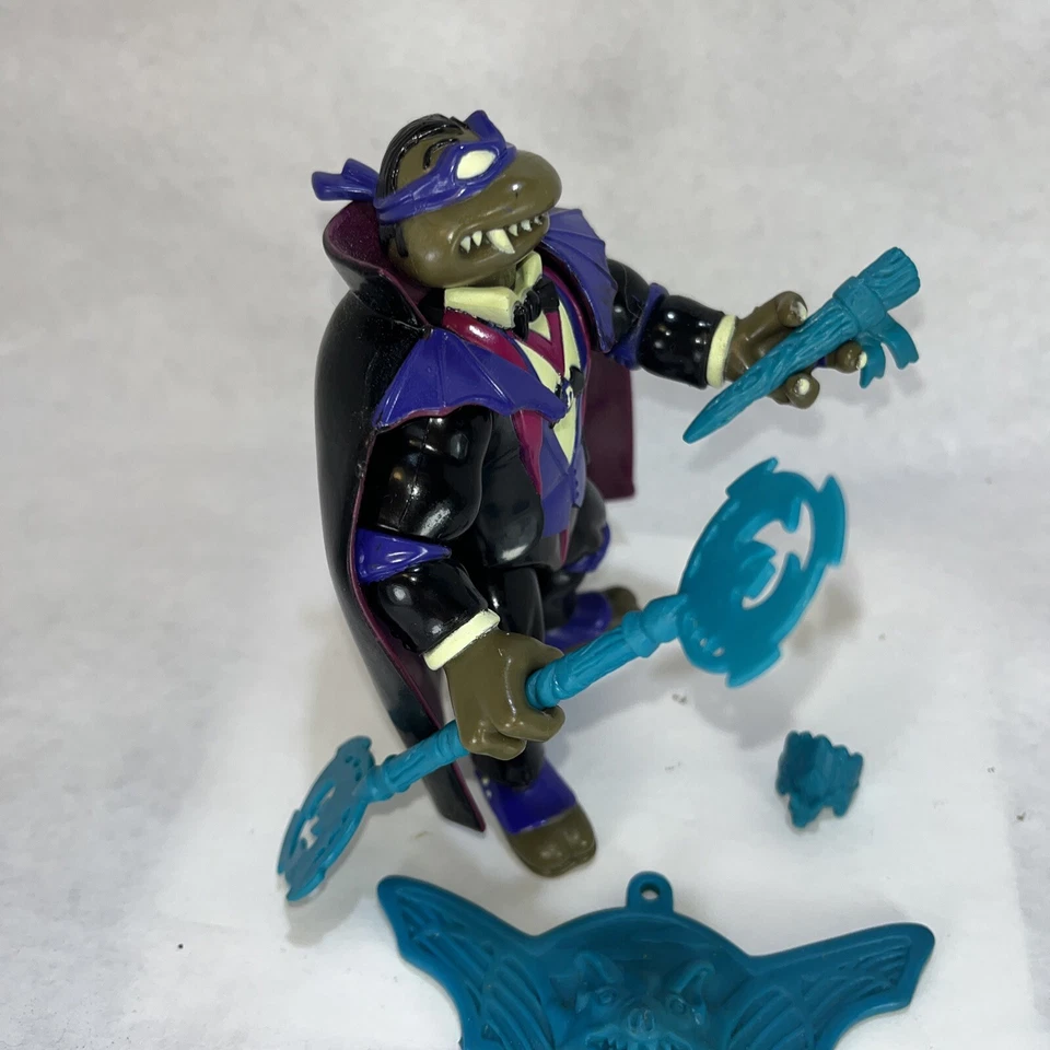 Figura de juguete TMNT Teenage Mutant Ninja Turtles Don As Dracula Playmates rara Foto 4 de 4