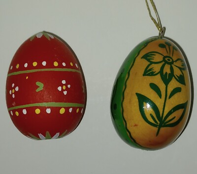 Two Wooden Handpainted Easter Eggs 2 3/4 Inches