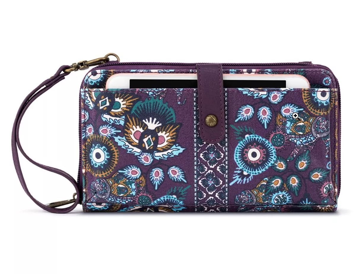 Smartphone wristlet crossbody best sale wallet