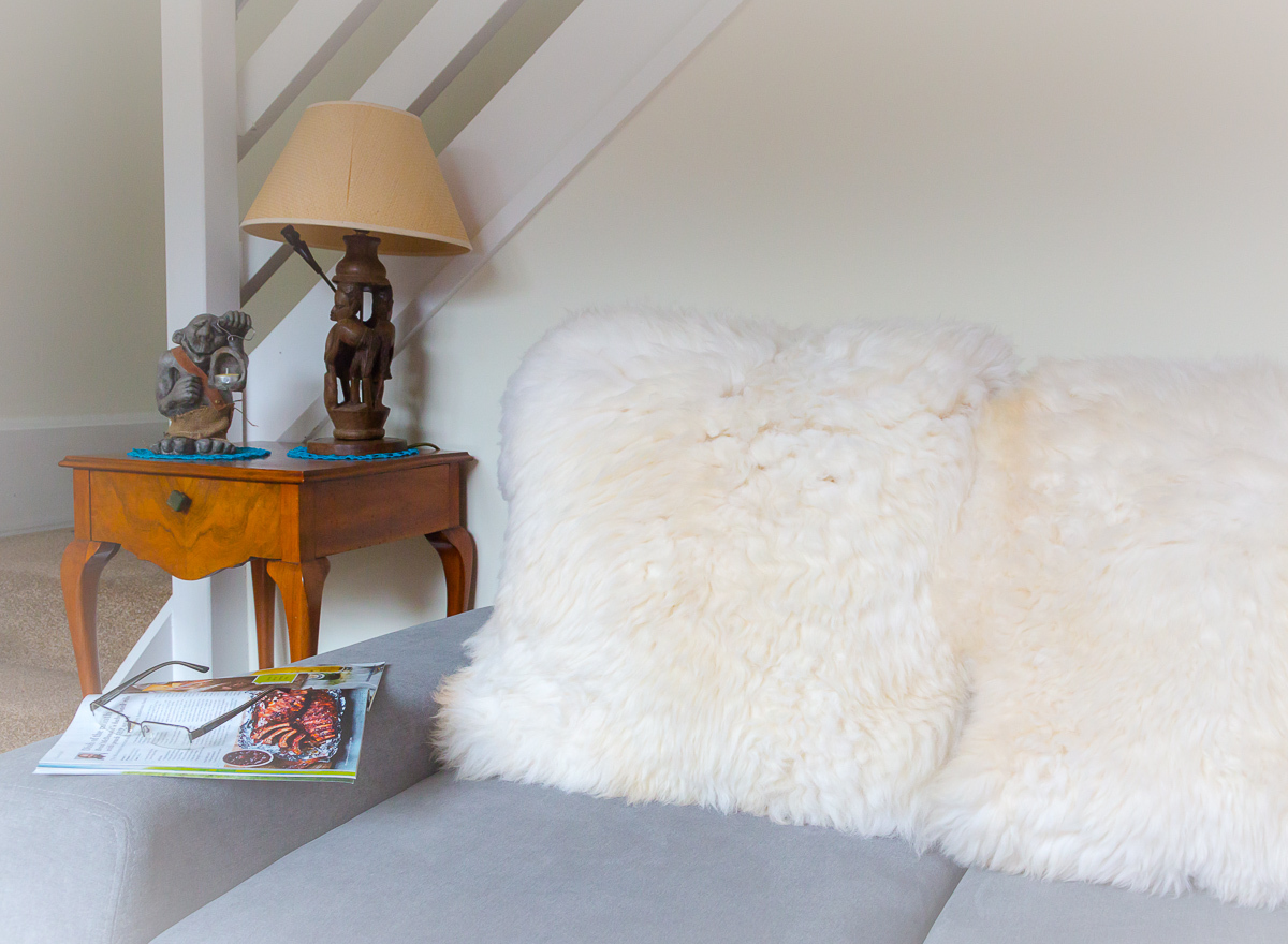 Genuine Sheepskin XL LARGE Very Wide 110115cm / 6570cm Creamy White