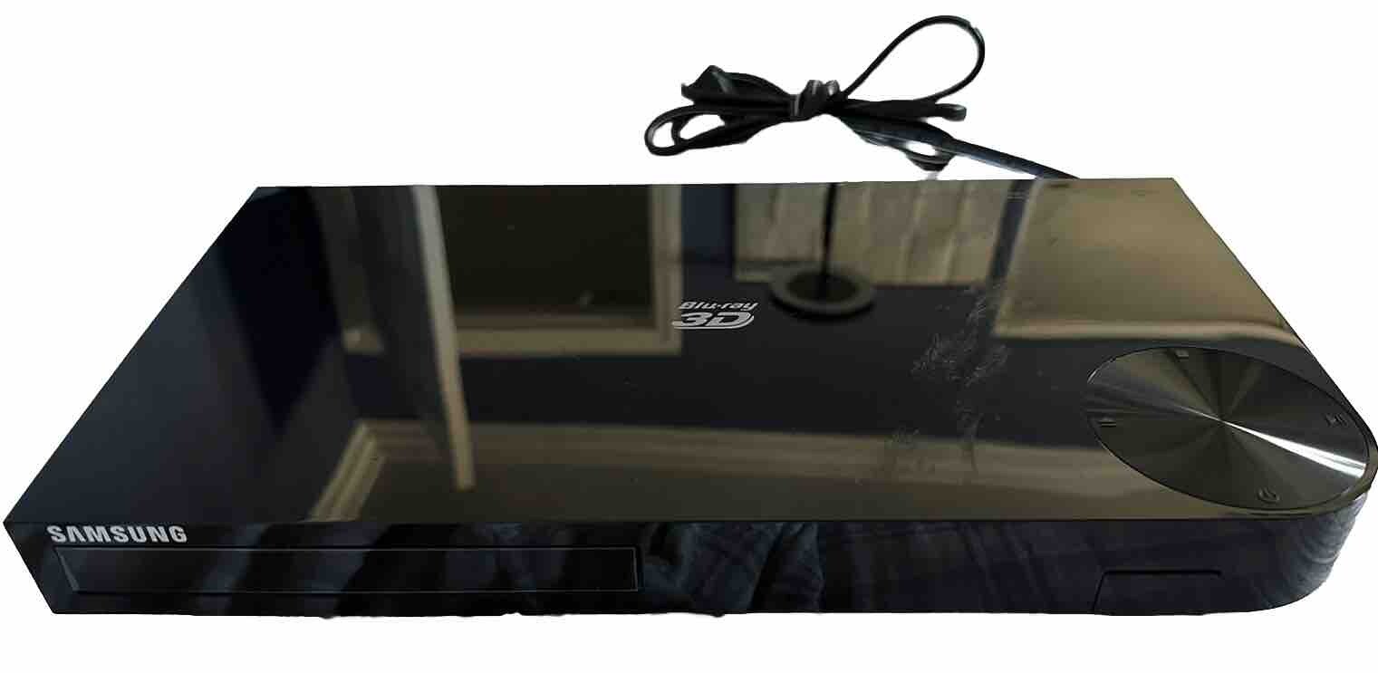 Samsung BDF5900 3D Bluray and DVD Player Tested Working 887276017792