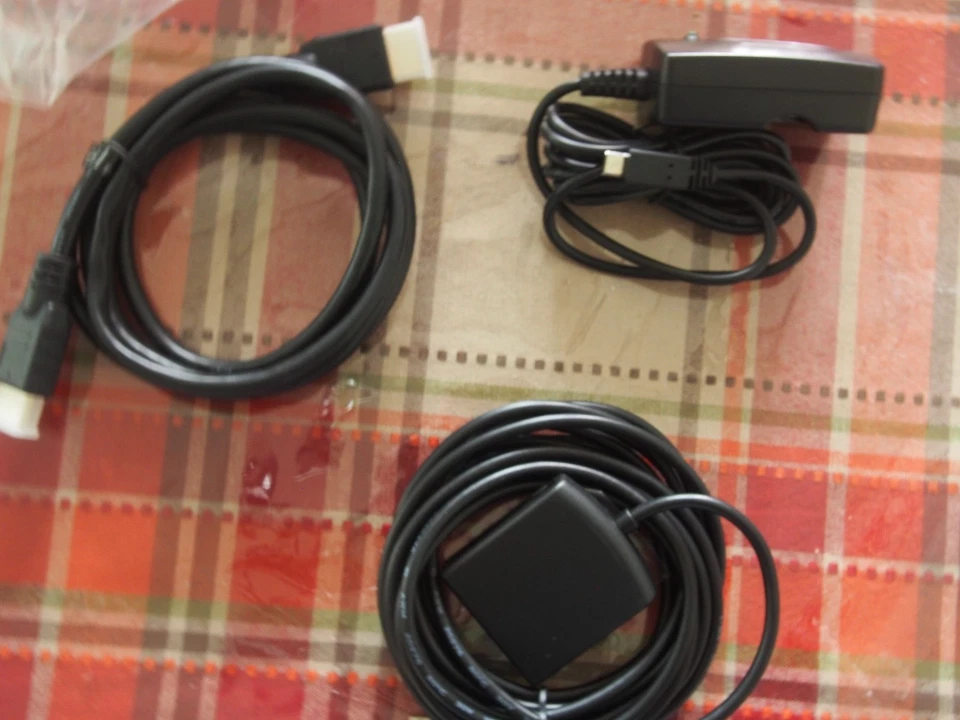 T-Mobile Universal HDMI connection kit - compatible with MHL enabled devices - Image 3 of 4